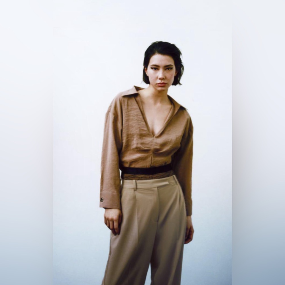 ZARA Gathered Shirt New - Picture 2 of 4